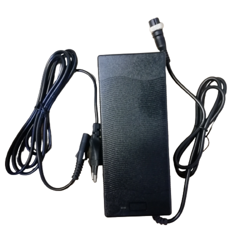 Náhradný nabíjací adaptér pre elektrickú kolobežku AERIUM Coolfly 1600/2000 W Náhradný nabíjací adaptér pre elektrickú kolobežku AERIUM Coolfly 1600/2000 W